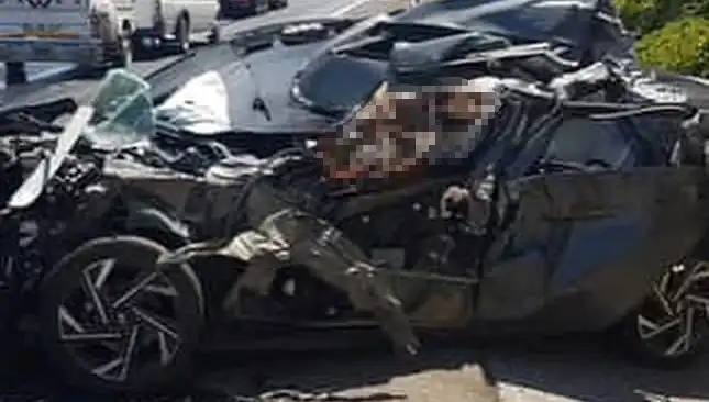 Şanlıurfa’da Feci Kaza: Otomobil Tankere Çarptı, Hayatını Kaybeden Var