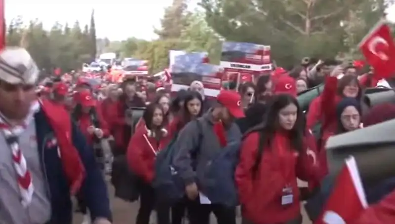 57. Alay Vefa Yürüyüşü ile Çanakkale Zaferi Anılıyor: 110. Yıl Etkinlikleri Başladı!