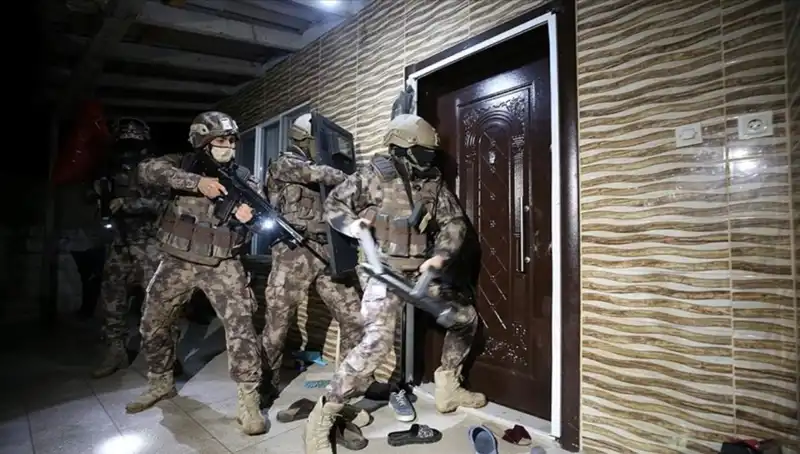 Türkiye’nin Suç Dünyasına Operasyon: 158 Şüpheli Yakalandı