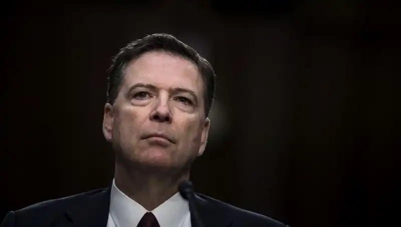 FBI'ın Eski Şefinden Trump'a Şok Gönderme: 4 Rakamla Tehdit Mesajı!