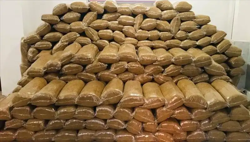 Manisa’da Kaçak Tütün Operasyonu: 2 Ton Ele Geçirildi!