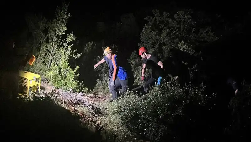 Define Peşinde Canlarından Oldular: Kuyu Kazarken Korkunç Kaza