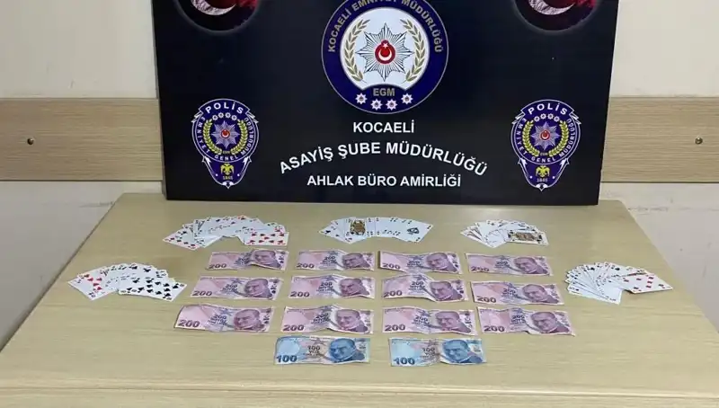 Kocaeli'de Kumar Baskınları: Kahvehaneler Denetim Altında!
