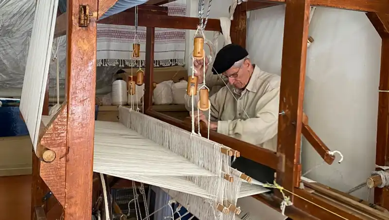 İpleri Sanata Dönüştüren Usta: 62 Yıldır Süren Tutku
