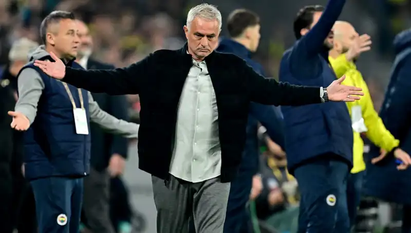 Mourinho'ya Tepki: "Futboldaki Modası Geçmiş İsimlerden Biri"