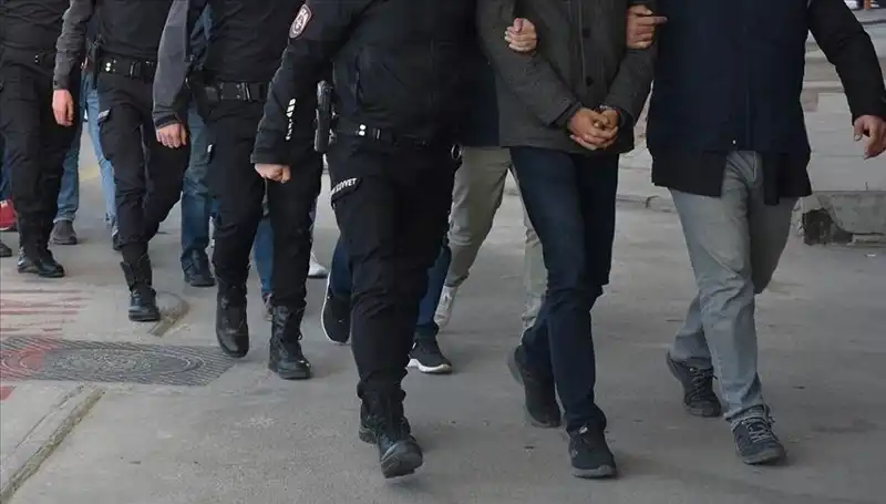Kocaeli'de Fuhuş Operasyonunda 3 Kişi Tutuklandı: Detaylar Ortaya Çıktı