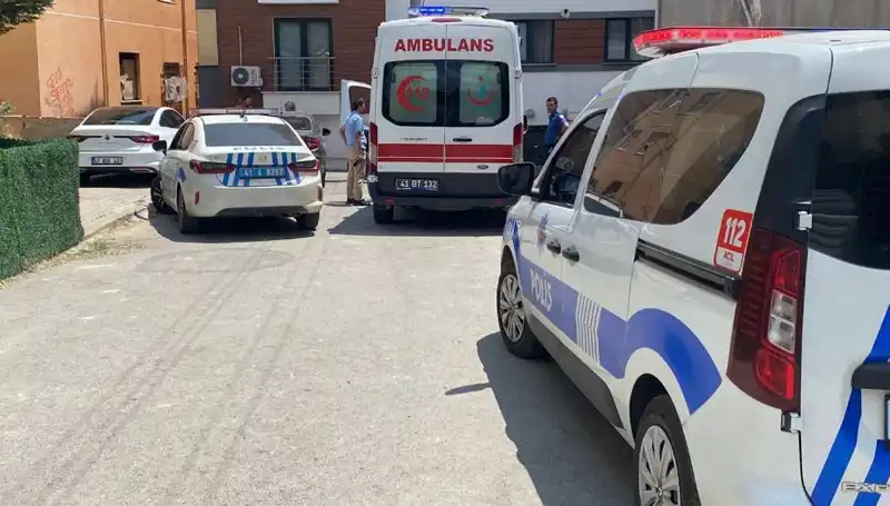 Kardeşlerin Kavgasında Polis de Yaralandı: Bıçaklı Olayın Ayrıntıları