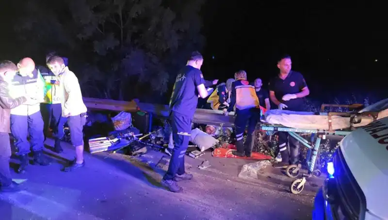 Minibüs Kazasında Savrulan Yolcuların Hayat Hikayeleri