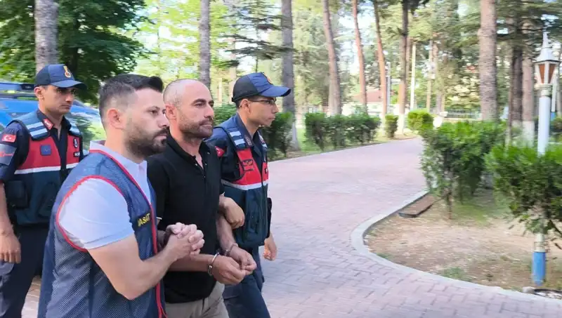 Hırsızlık Çetesi Çökertildi: 140 Kez Suç İşleyenlerden Biri Tutuklandı!