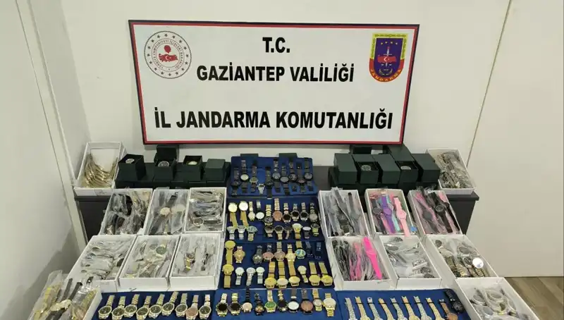 Gaziantep'te Düzenlenen Kaçak Saat Operasyonu: Piyasa Değeri 3 Milyon Lira