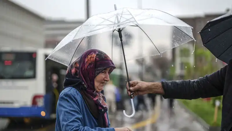 Tüm Yurtta Gök Gürültülü Sağanak Bekleniyor: Bugün Hava Durumu Raporu
