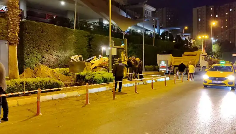 AVM Girişinde Doğalgaz Paniği: Alışveriş Keyfi Yerini Endişeye Bıraktı