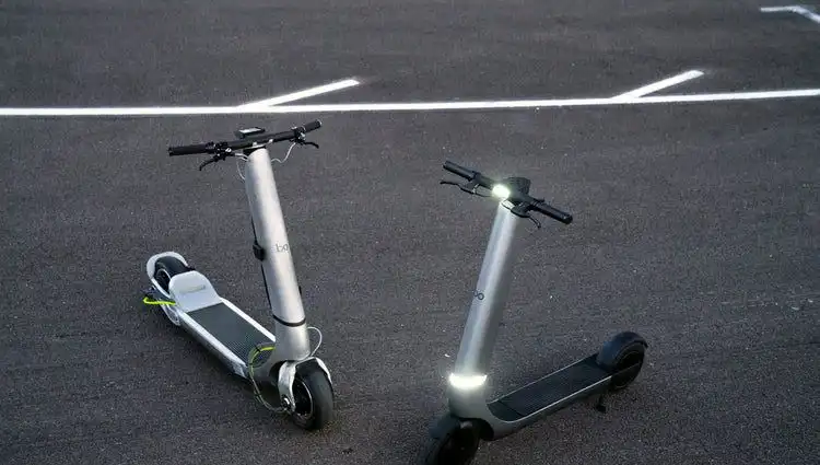 Elektrikli Scooter Devrimi: Hız Rehberimizi Alt Üst Eden Yeni Model!