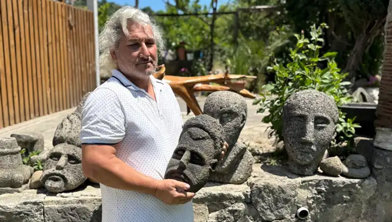 Tarihi Eser Sanılan El Yapımı Ürünler: Ustası Üç Günde Yaratıyor
