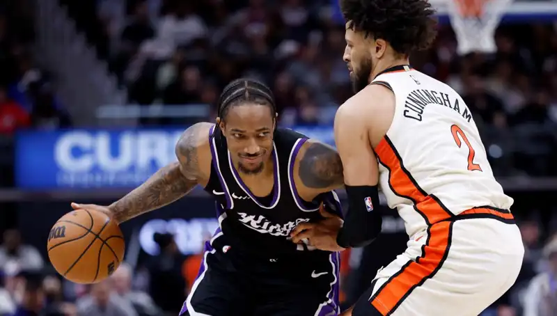 LaVine ve DeRozan'dan Tarihi Performans: 80 Sayı İle Galibiyet Geldi!