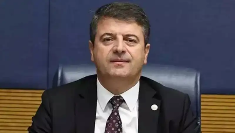 Adıyaman Belediye Başkanı Abdurrahman Tutdere Görevine Yeniden Döndü!