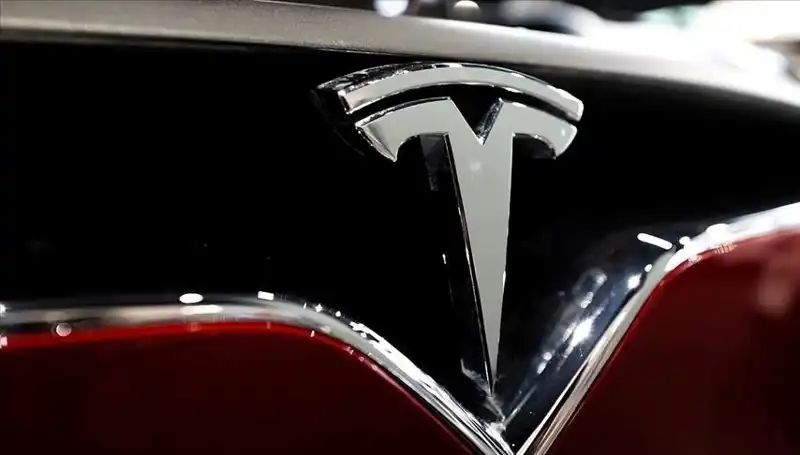Tesla’da Ucuz Model Tartışmaları: FSD Beklentileri ve HW3 Sahiplerinin Çileli Süreci